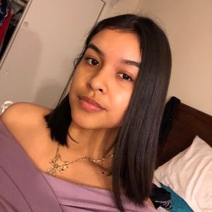 Meet your Posher, Lesly